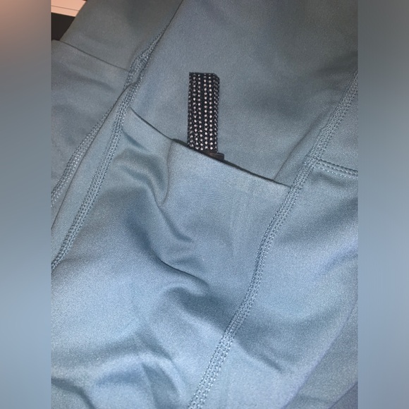 DANSKIN PLUS SIZE LEGGINGS - Picture 4 of 4